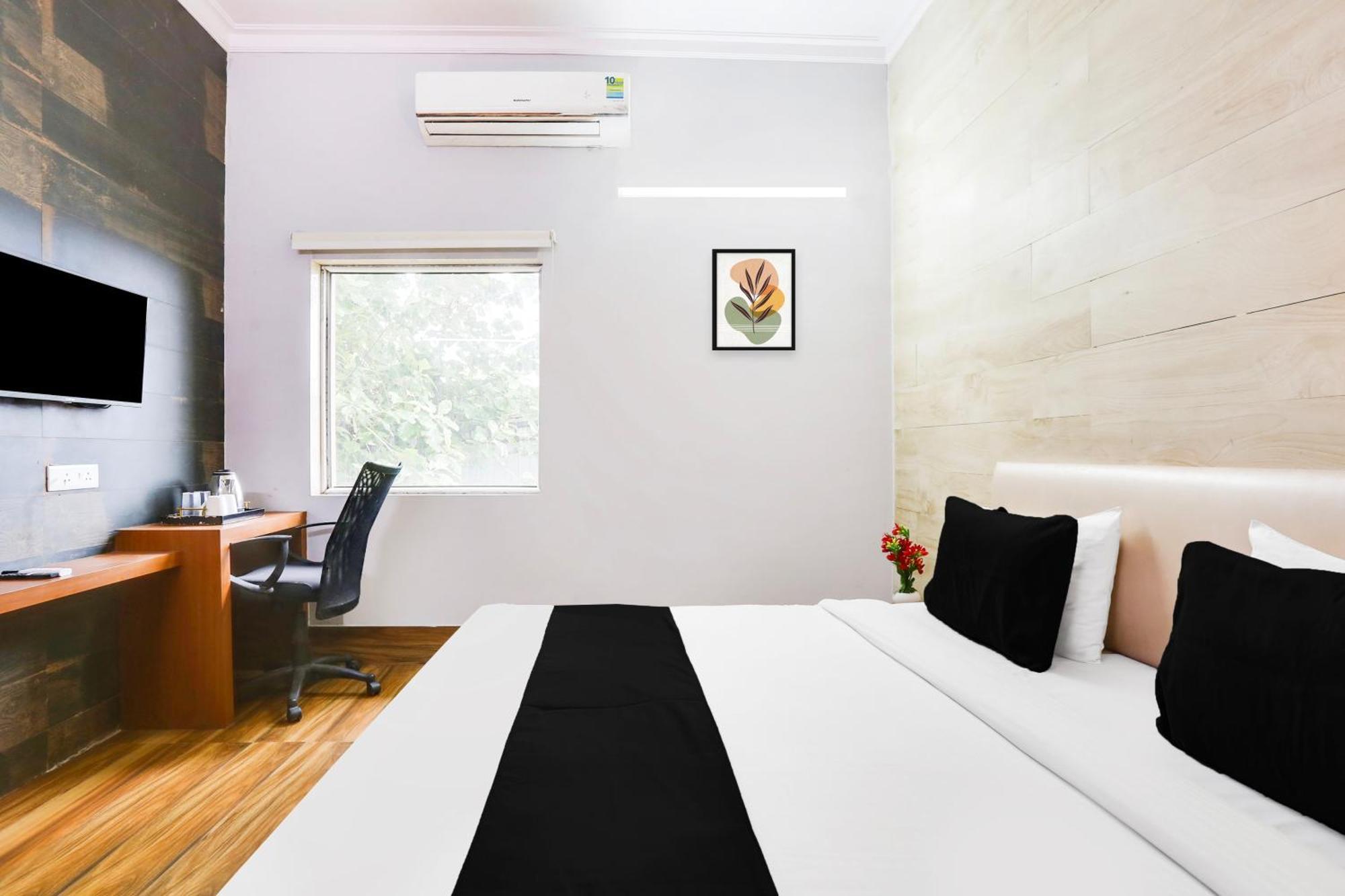 Hotel Super Collection O Bhiwadi Exterior foto