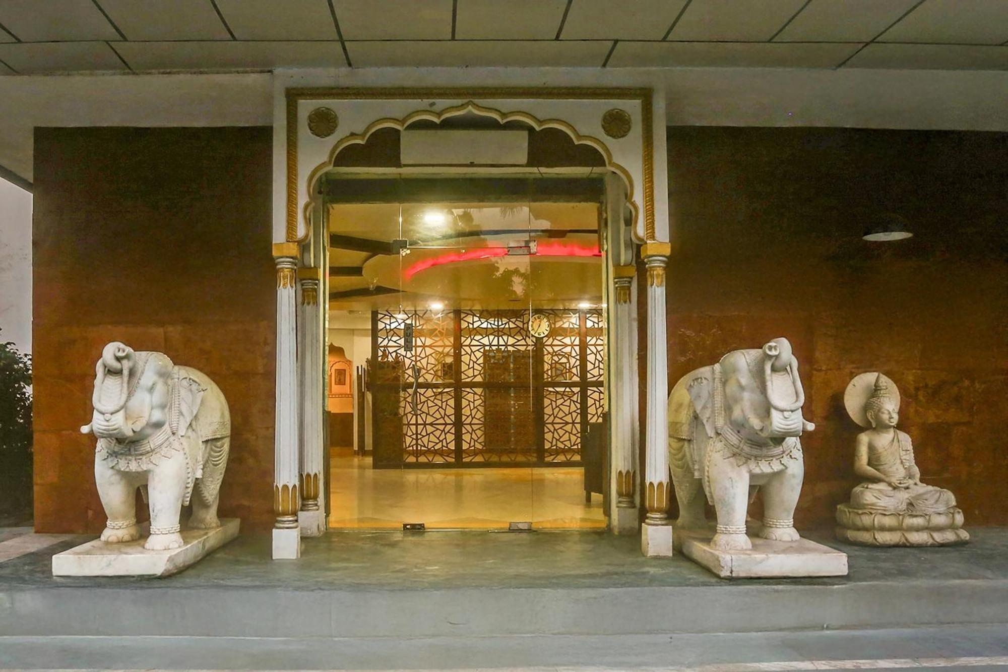 Hotel Super Collection O Bhiwadi Exterior foto